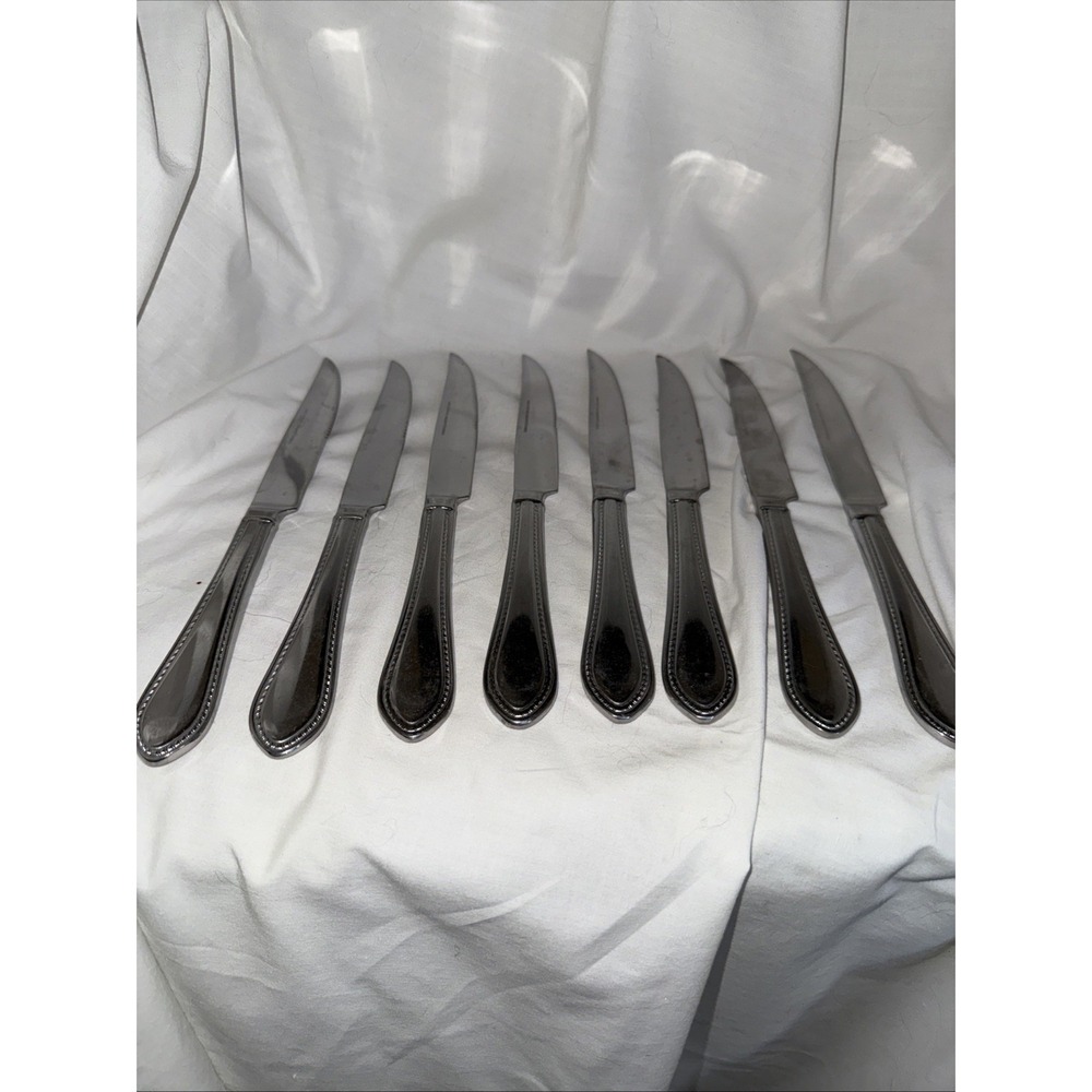 8- Reed & Barton Beaded Outline Edge Stainless Flatware STEAK KNIVES